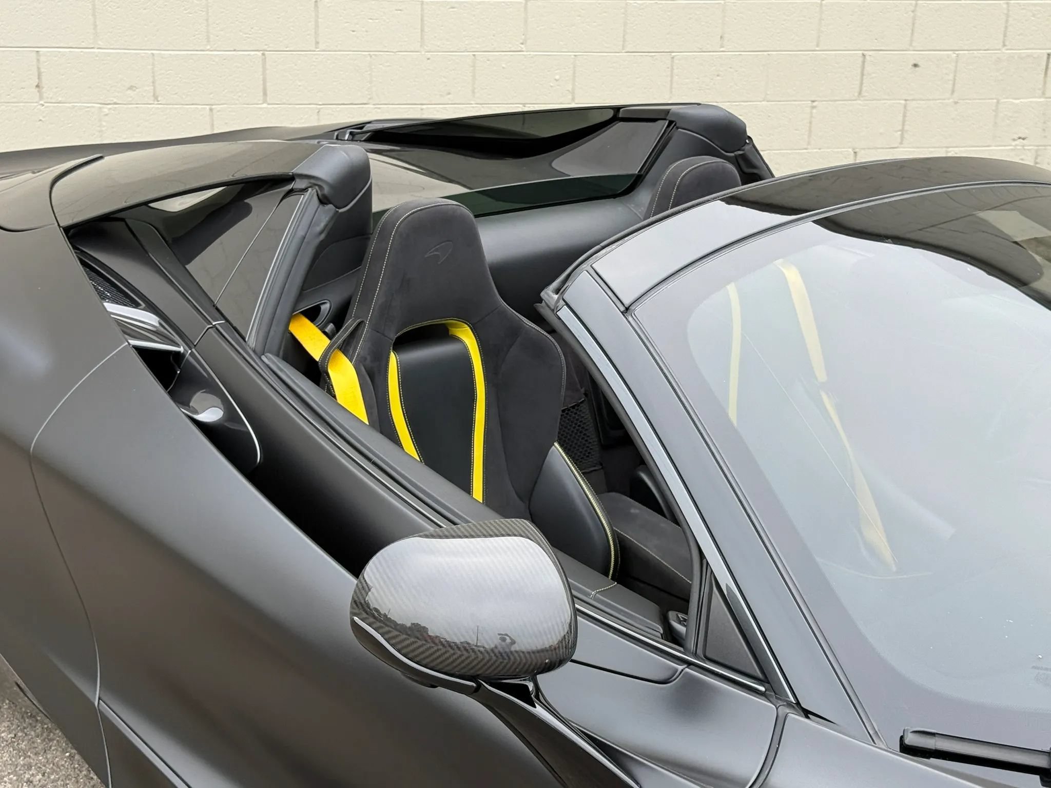 Used 2022 McLaren 720S Performance RWD image 27