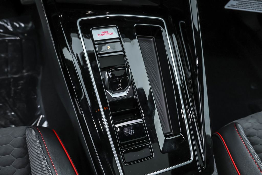 New 2026 Volkswagen GTI SE FWD image 32