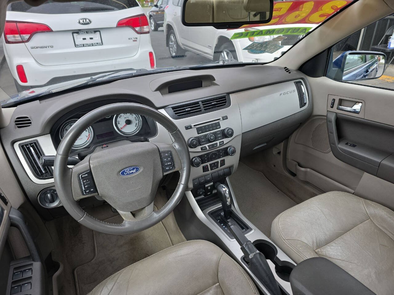 Used 2008 Ford Focus SES FWD image 10