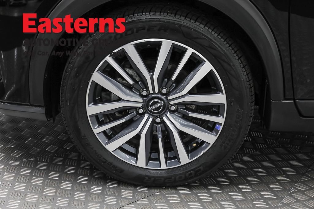 Used 2024 Nissan Kicks SR image 29