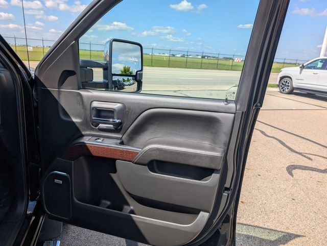 Used 2018 GMC Sierra 1500 SLT AWD/4WD image 4