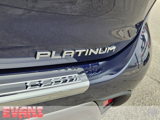 New 2026 Toyota Highlander Platinum image 4