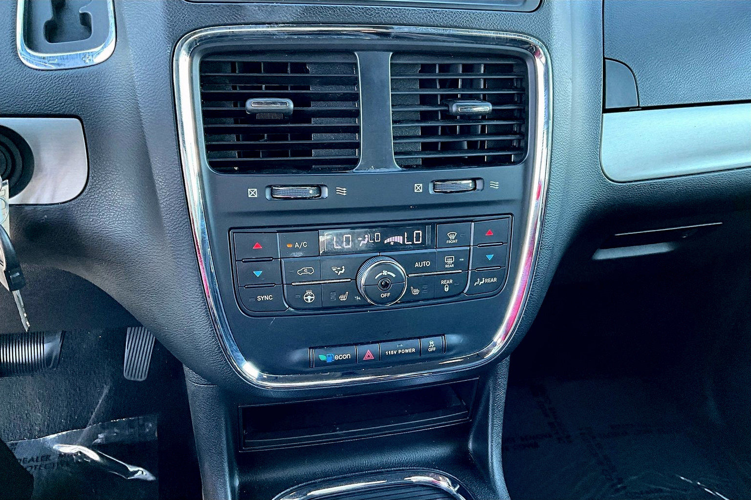 Used 2019 Dodge Grand Caravan GT image 30