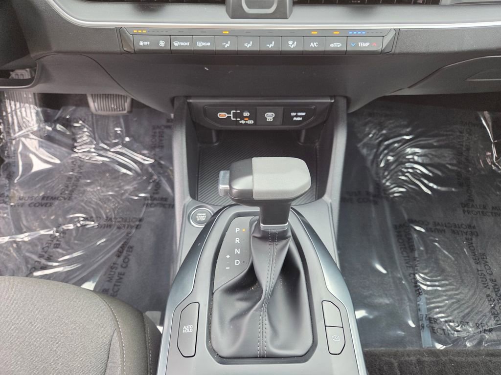 Used 2025 Kia K4 LXS image 24