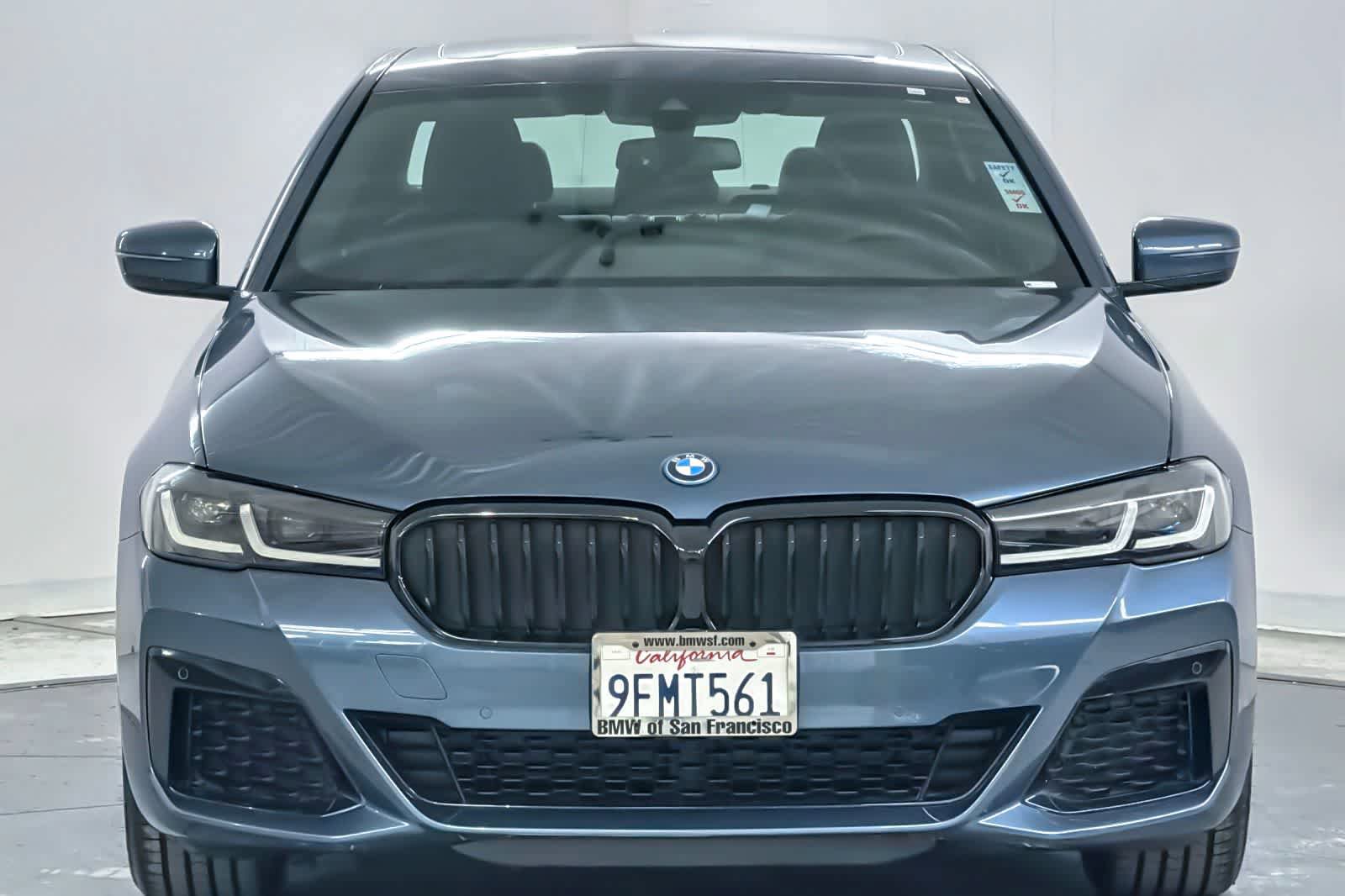 Used 2023 BMW 530e w/ M Sport Package image 10