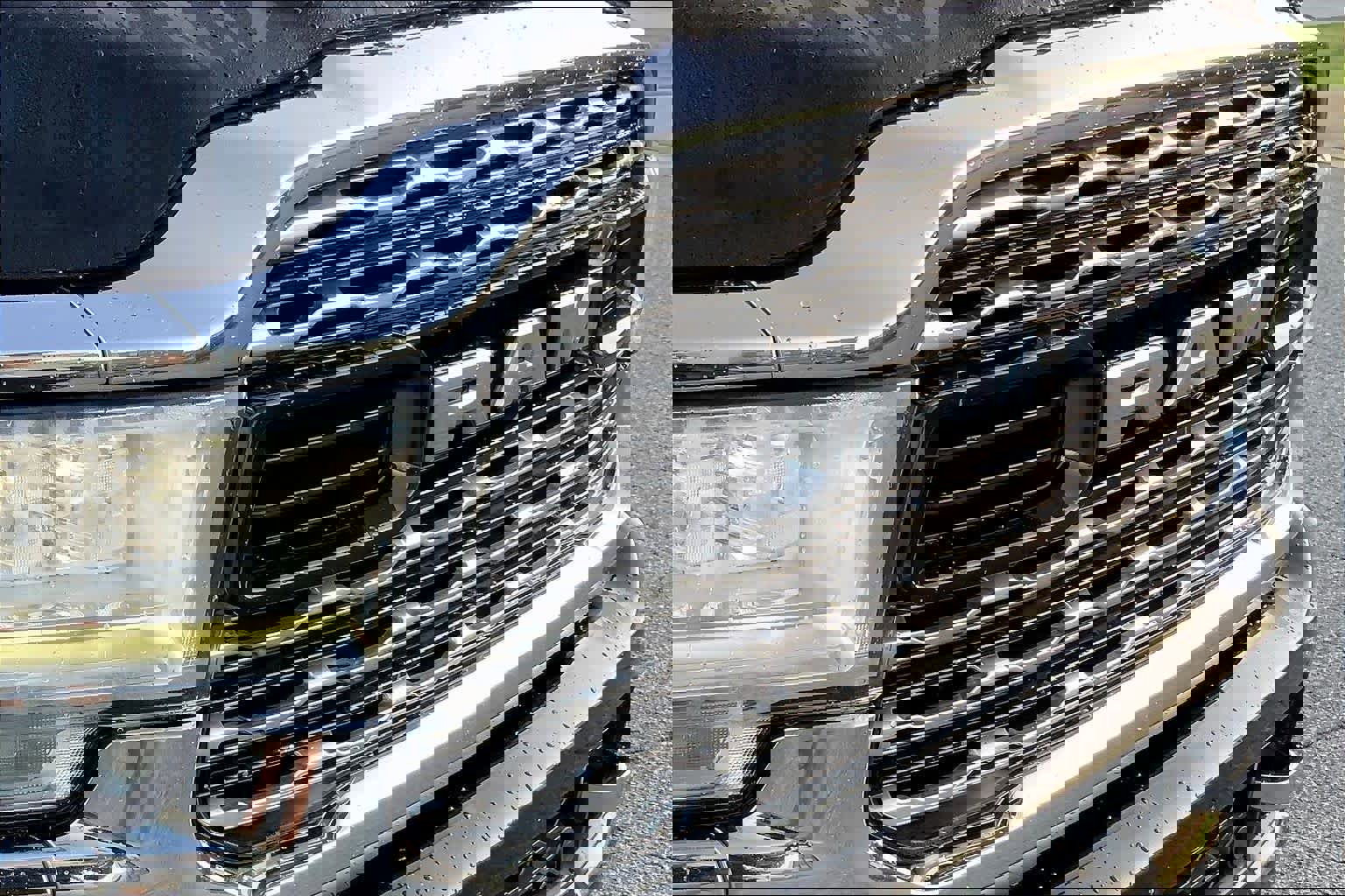 Used 2019 RAM 3500 Limited image 29