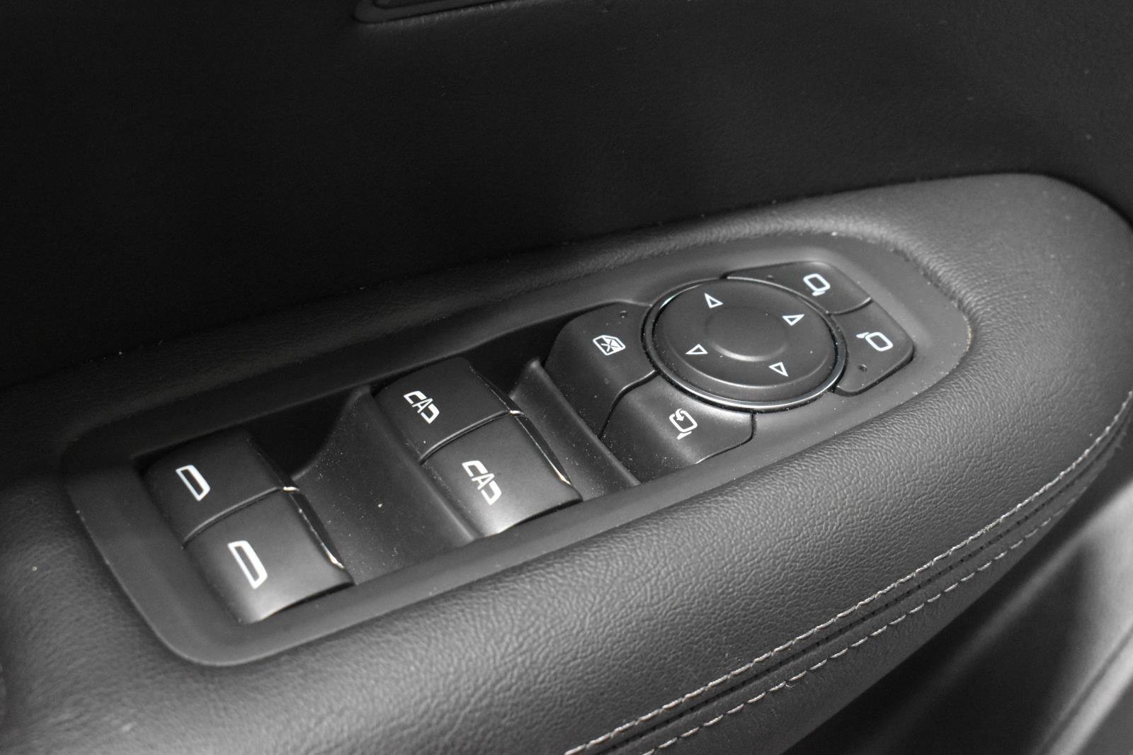 Used 2021 Cadillac XT5 Premium Luxury w/ LPO, Floor Liner Package image 11