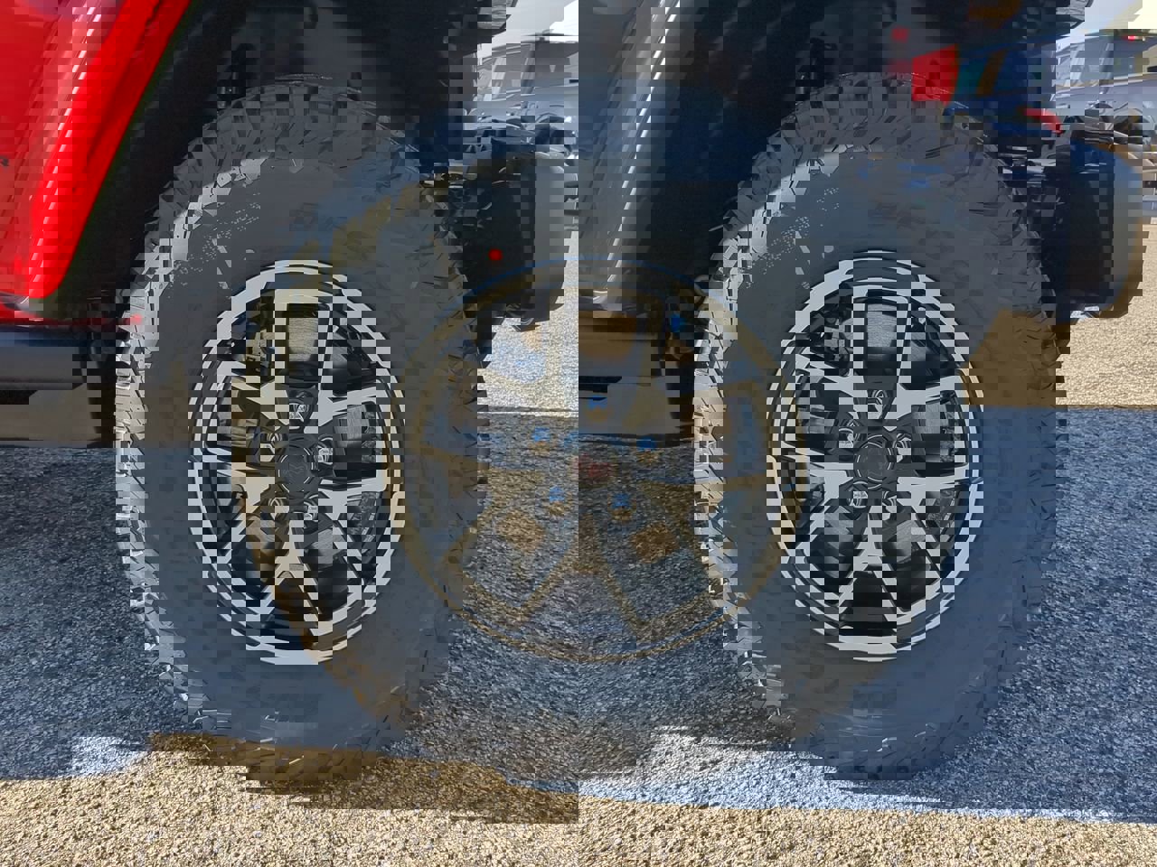 New 2026 Jeep Wrangler Unlimited Rubicon w/ Safety Group image 9