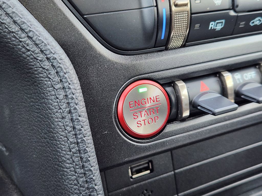 Used 2020 Ford Mustang Shelby GT350 w/ Technology Package image 23