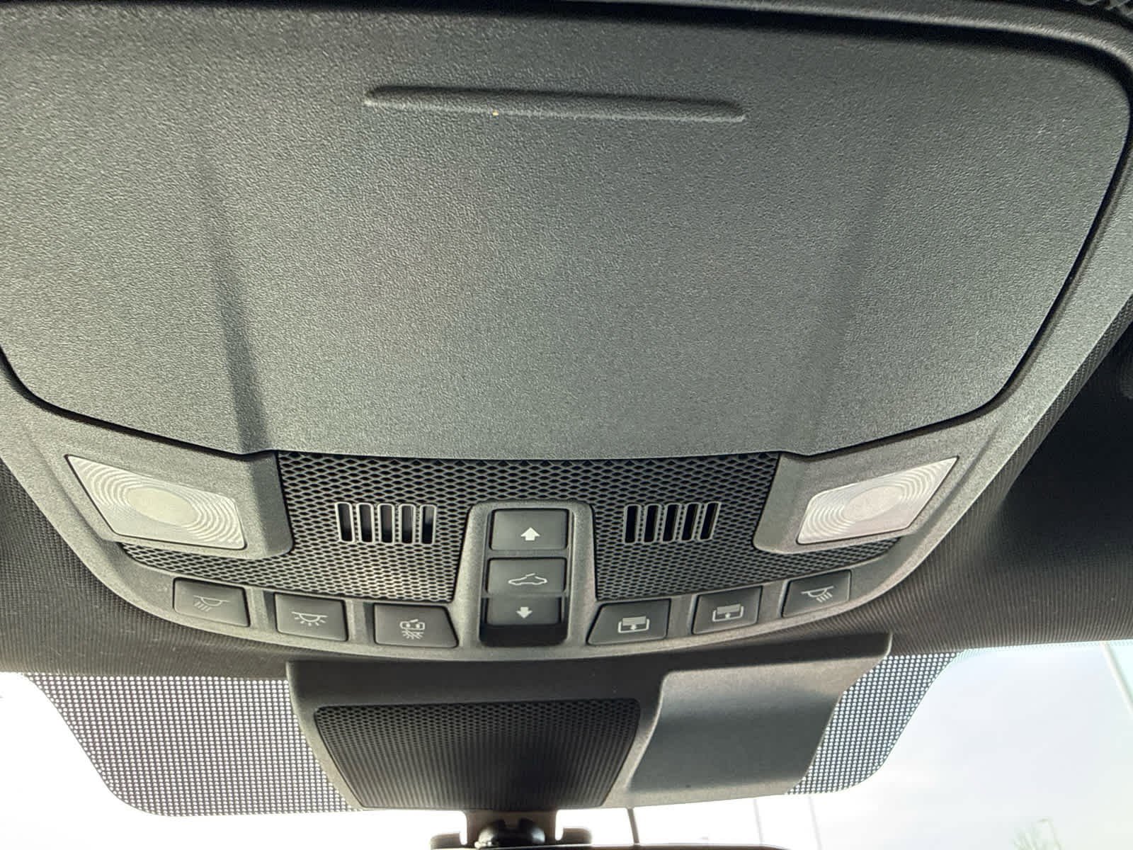 Used 2022 Ford F250 Lariat w/ Tremor Off-Road Package image 10