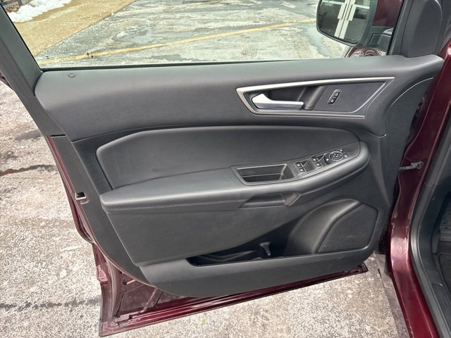 Used 2024 Ford Edge SEL w/ Convenience Package image 24
