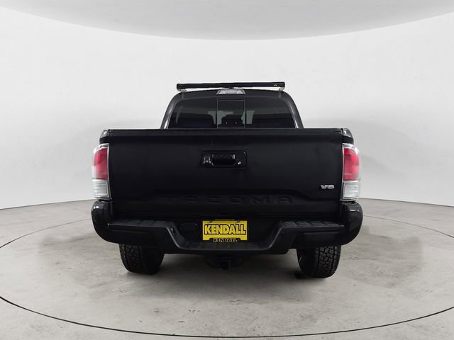 Used 2021 Toyota Tacoma TRD Off-Road w/ Technology Package image 4