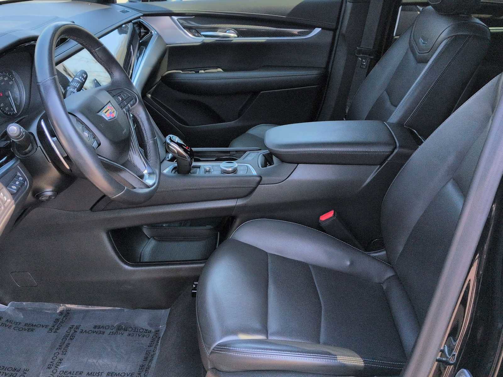 Used 2024 Cadillac XT6 Sport w/ Technology Package AWD/4WD image 17