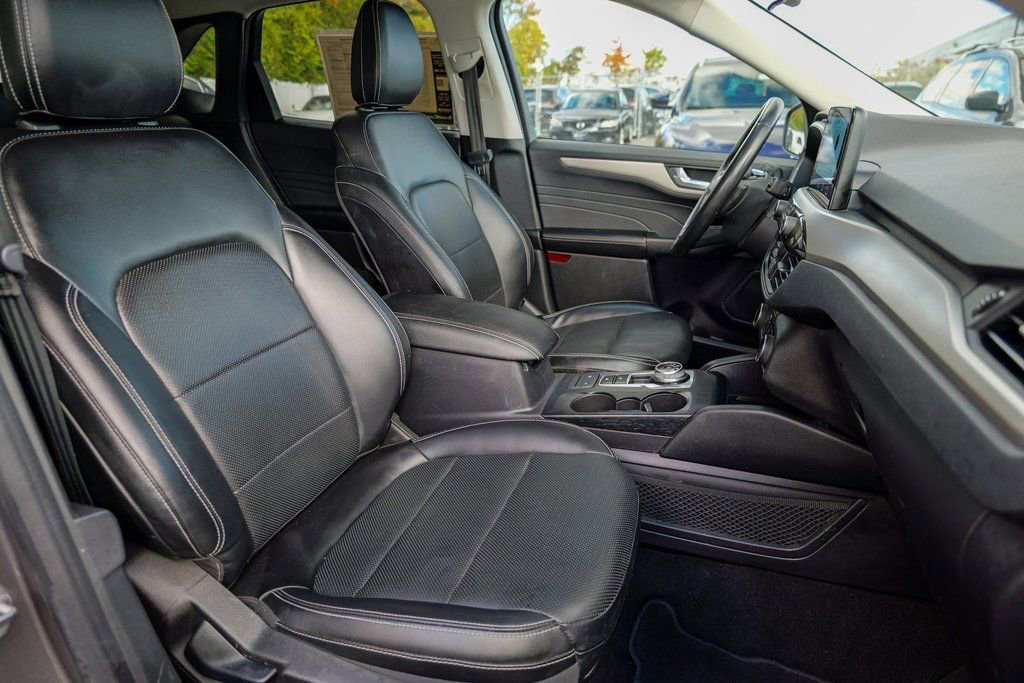 Used 2022 Ford Escape SEL w/ Technology Package image 35