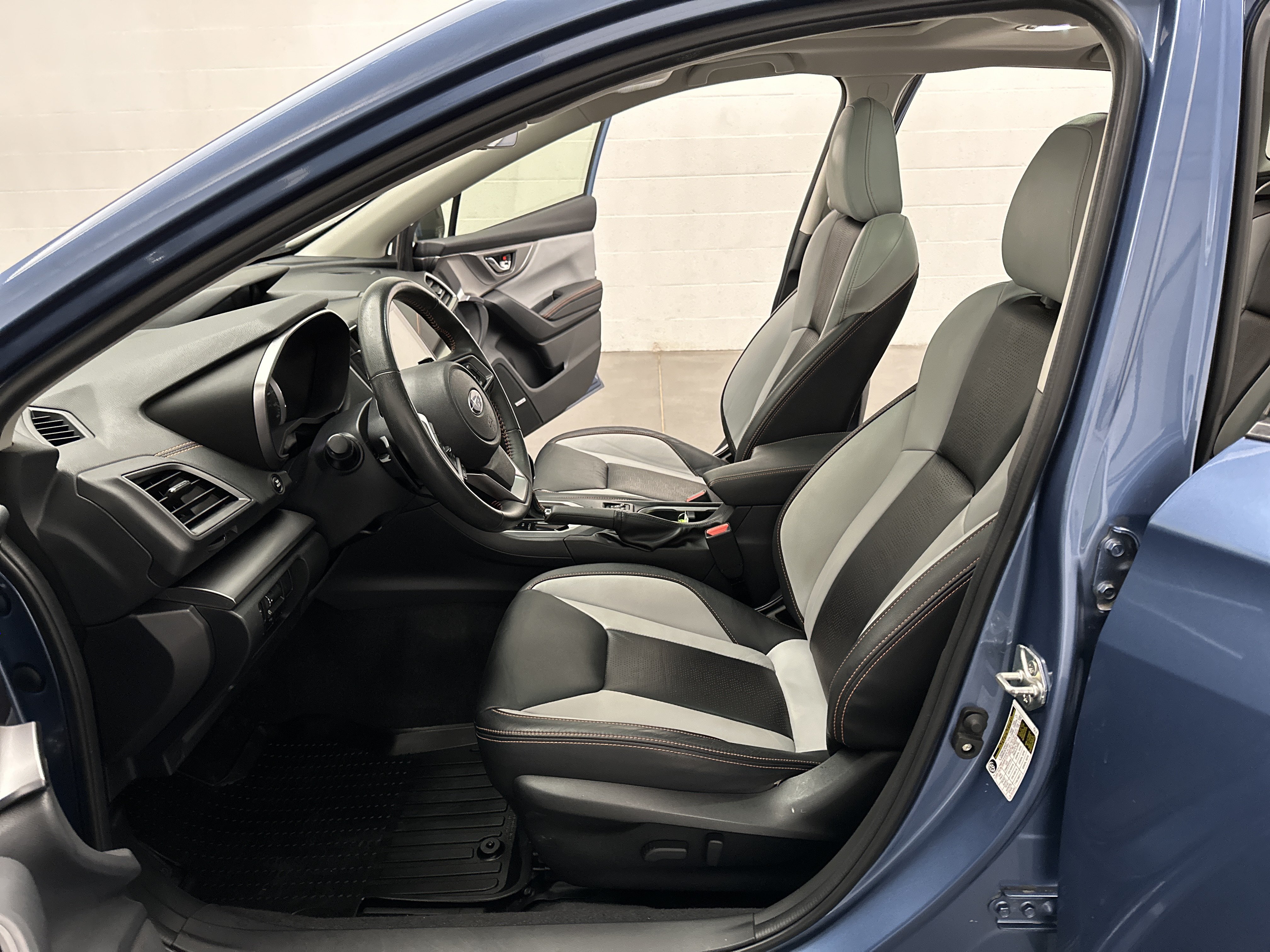 Used 2023 Subaru Crosstrek 2.5i Limited AWD/4WD image 17