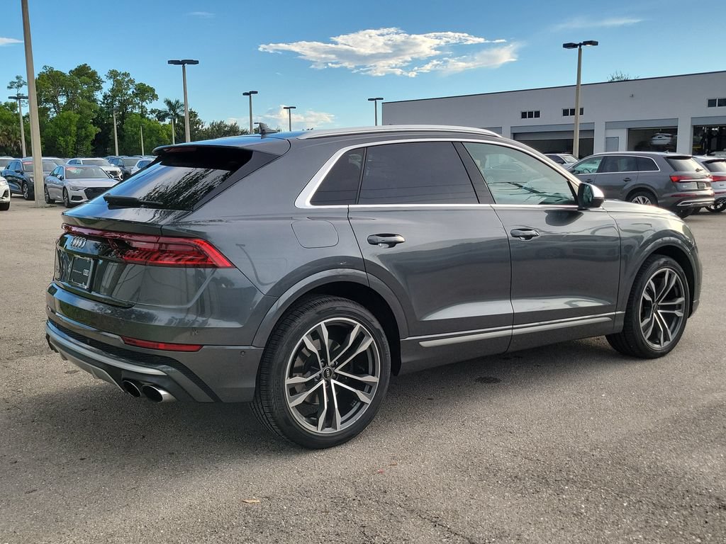 Used 2021 Audi SQ8 Prestige w/ Prestige Package AWD/4WD image 5