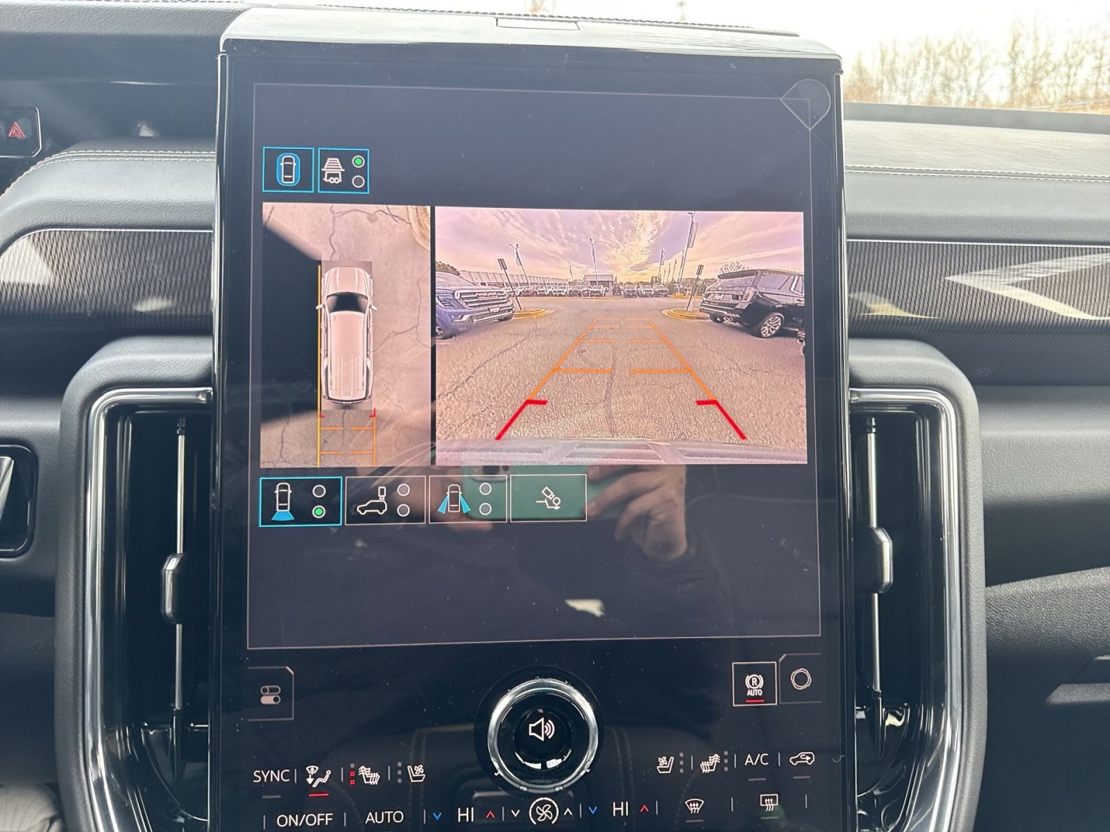 New 2026 GMC Yukon XL Elevation w/ Elevation Premium Package image 19