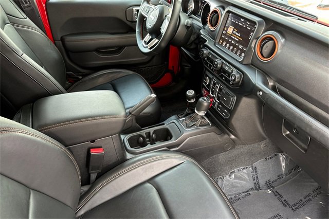 Certified 2023 Jeep Gladiator Mojave w/ Trailer Tow Package image 18