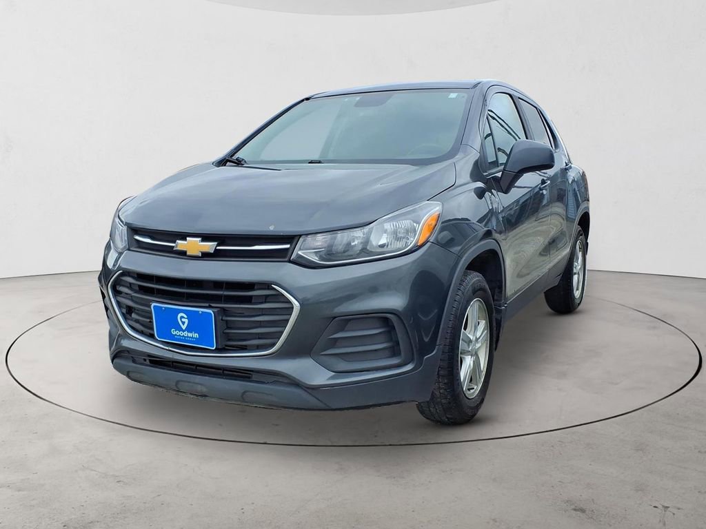 Used 2019 Chevrolet Trax LS w/ Tint and Cruise Package image 1