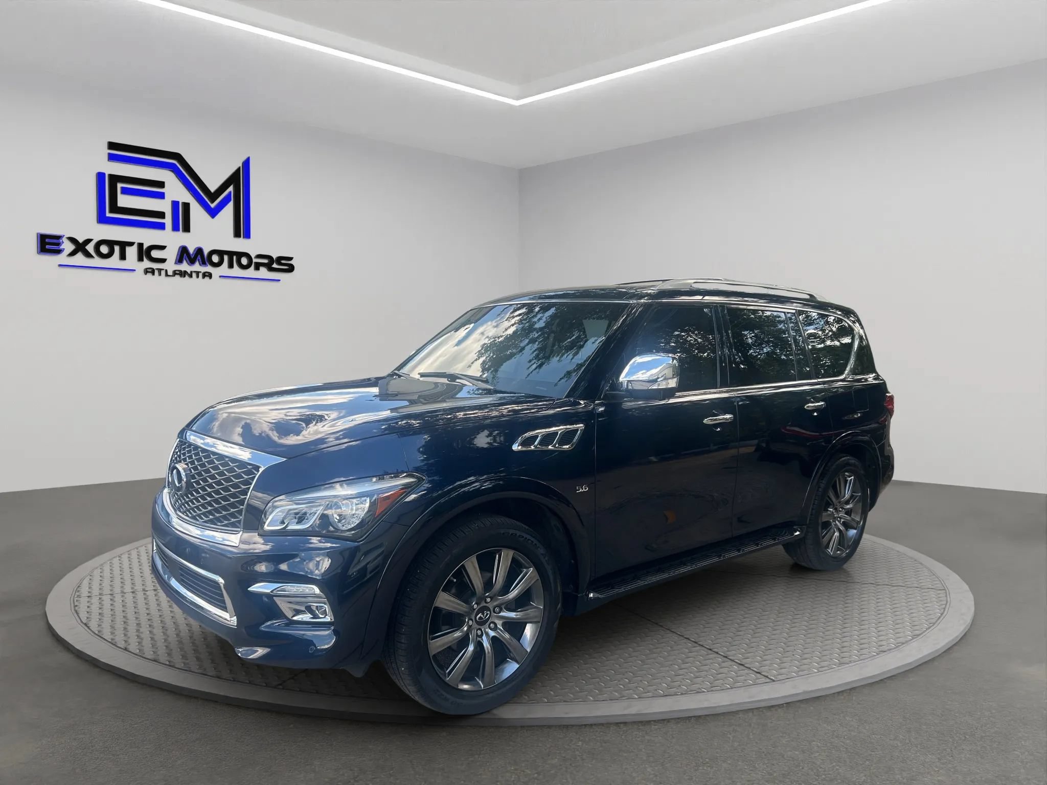 Used 2017 INFINITI QX80 Signature Edition