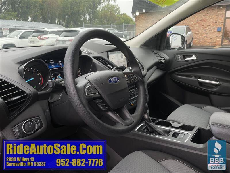 Used 2017 Ford Escape SE w/ Equipment Group 201A AWD/4WD image 10