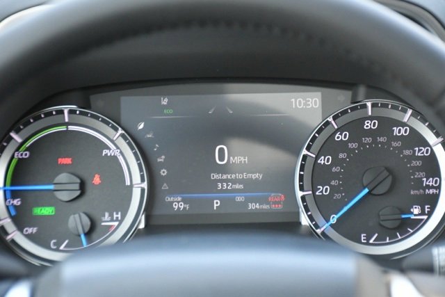 Used 2025 Toyota Highlander XLE image 17