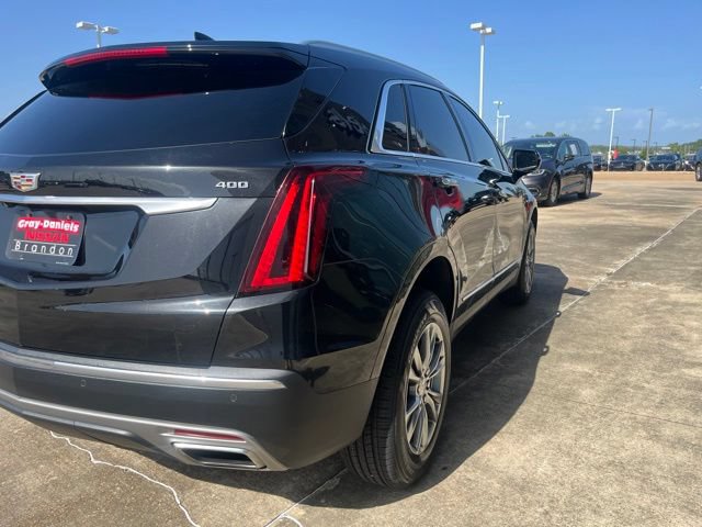 Used 2021 Cadillac XT5 Premium Luxury FWD image 4