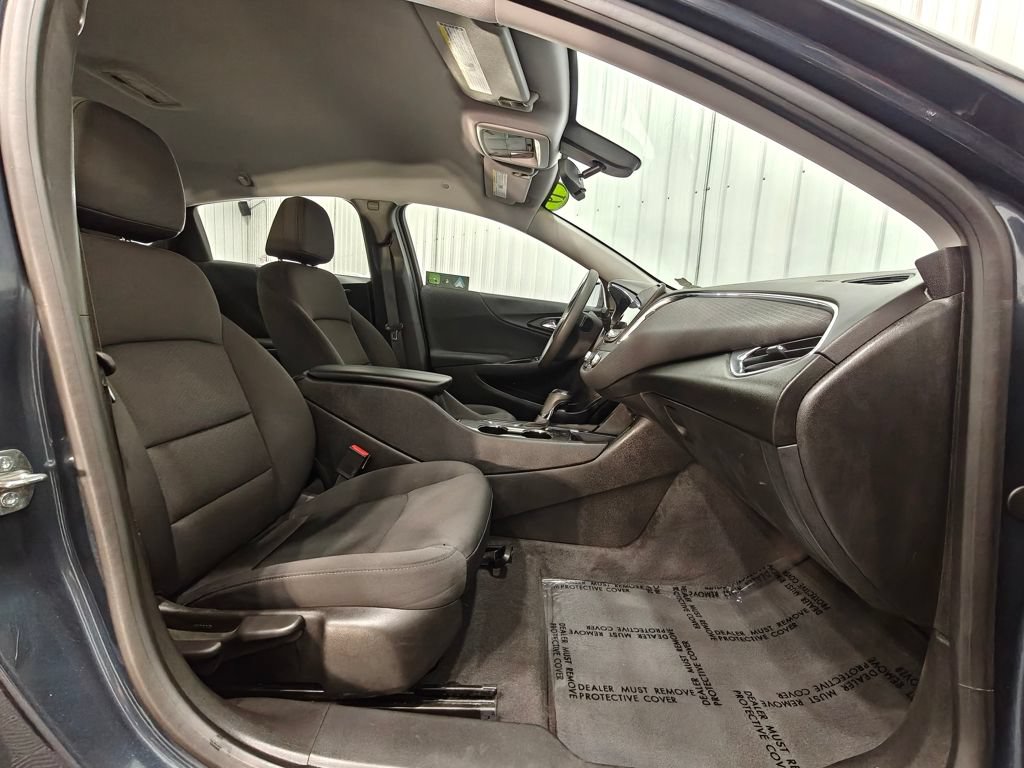 Used 2019 Chevrolet Malibu LT FWD image 26