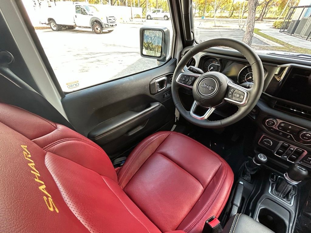Certified 2024 Jeep Wrangler Sahara image 9