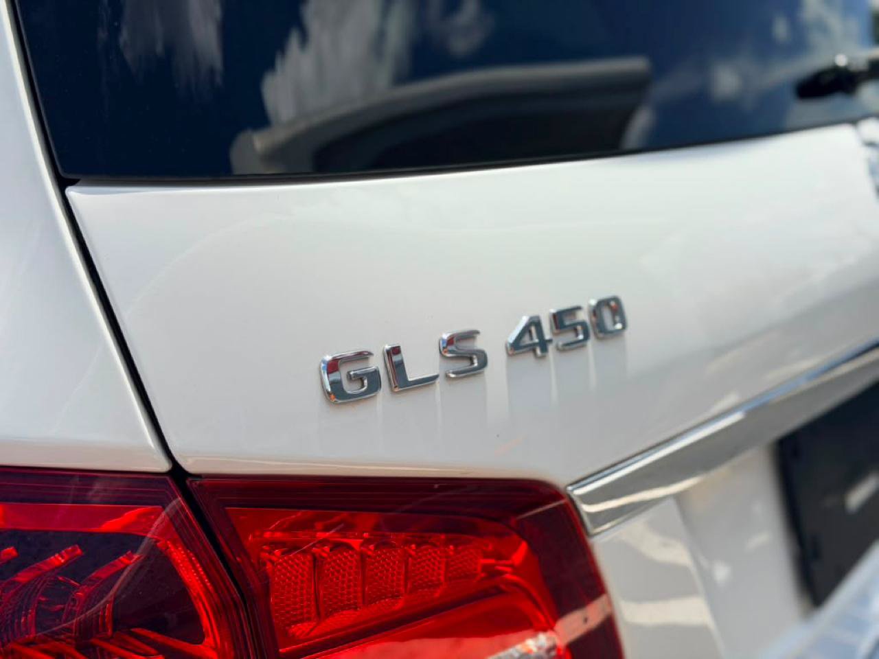 Used 2019 Mercedes-Benz GLS 450 4MATIC w/ Premium 1 Package image 13