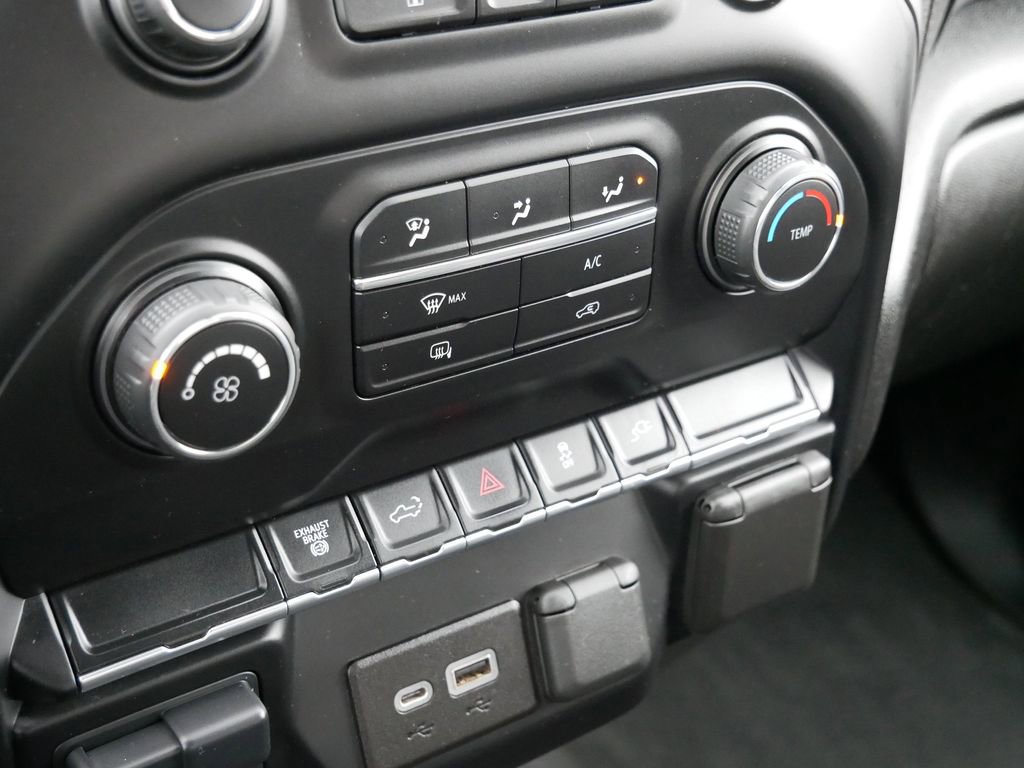 Used 2021 Chevrolet Silverado 2500 LT AWD/4WD image 25