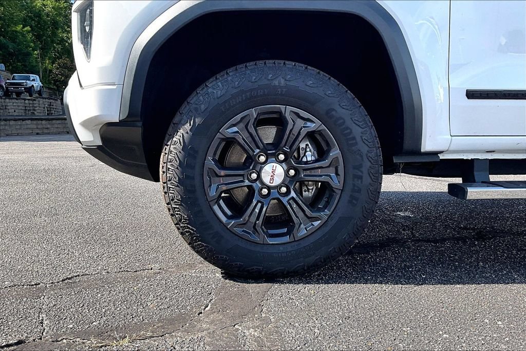 Used 2023 GMC Canyon Elevation w/ Convenience Package RWD image 4