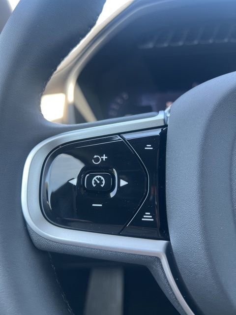 New 2026 Volvo XC90 B6 Plus w/ Protection Package image 12