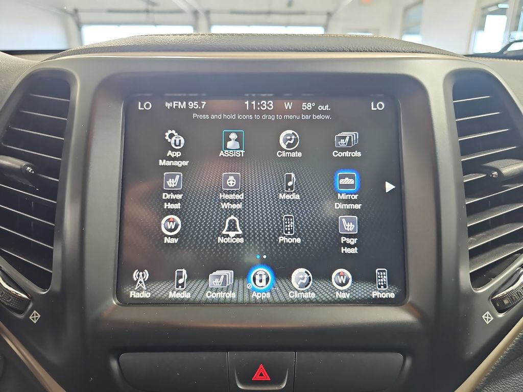 Used 2016 Jeep Cherokee Limited AWD/4WD image 26