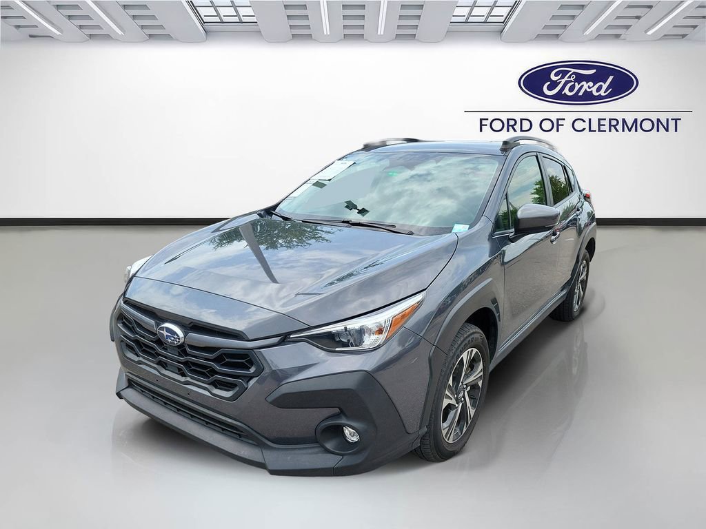 Used 2024 Subaru Crosstrek 2.0i Premium AWD/4WD image 2