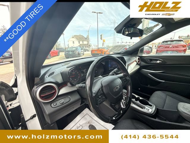 Certified 2024 Chevrolet Trax RS w/ Driver Confidence Package image 10