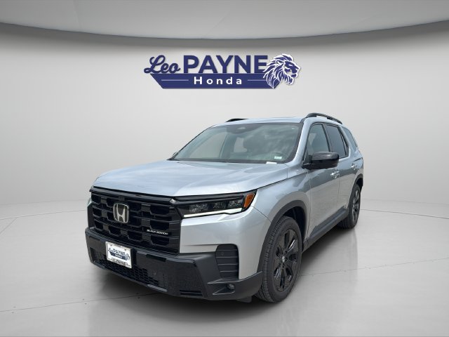 Certified 2026 Honda Pilot Black Edition image 3