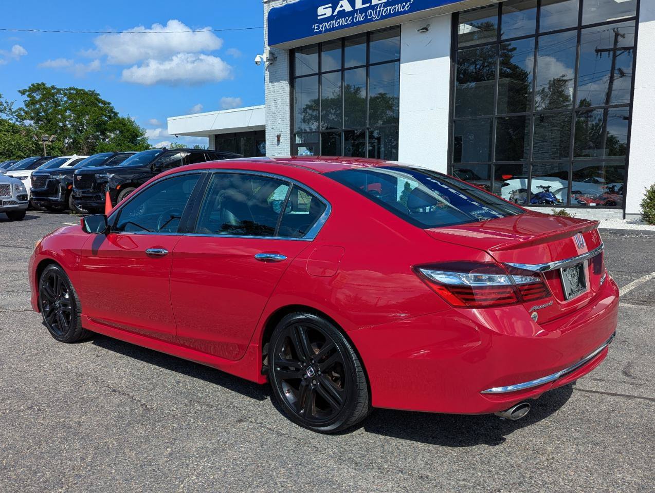 Used 2017 Honda Accord Sport Special Edition image 10