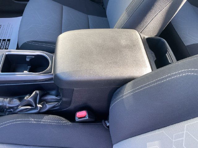 Used 2021 Toyota Tacoma TRD Off-Road AWD/4WD image 27