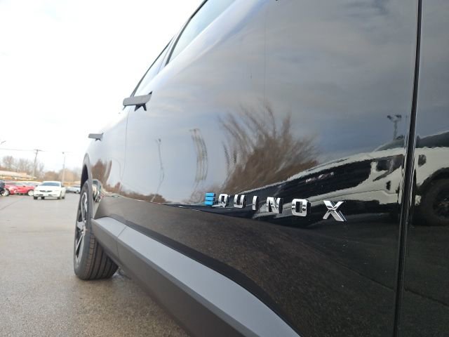 New 2026 Chevrolet Equinox EV LT AWD/4WD image 15