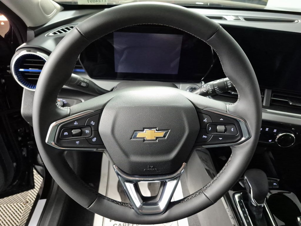 New 2026 Chevrolet Trax LT w/ Driver Confidence Package image 11