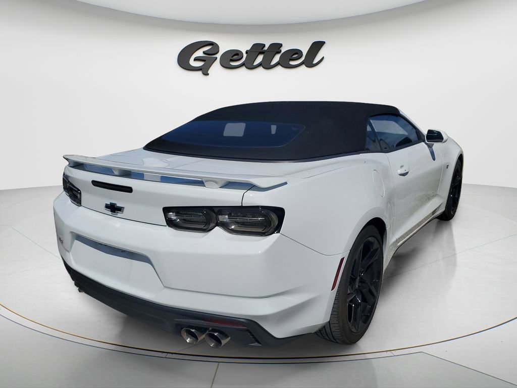 Used 2024 Chevrolet Camaro LT w/ RS Package image 33