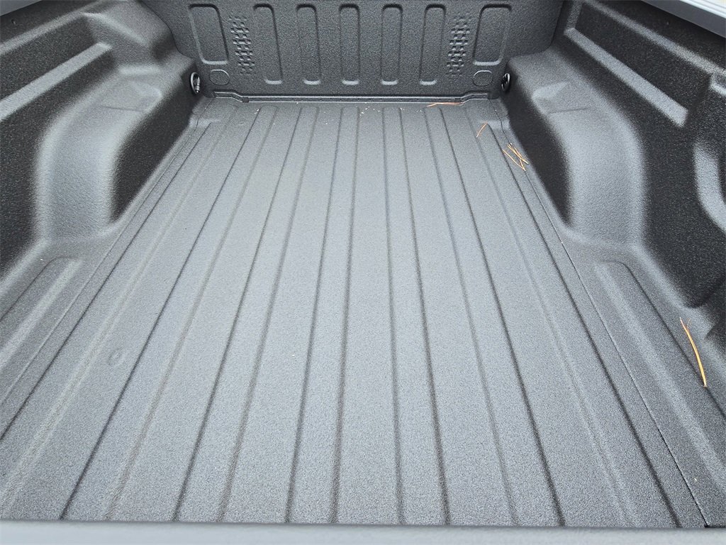 New 2025 Jeep Gladiator Sport image 13