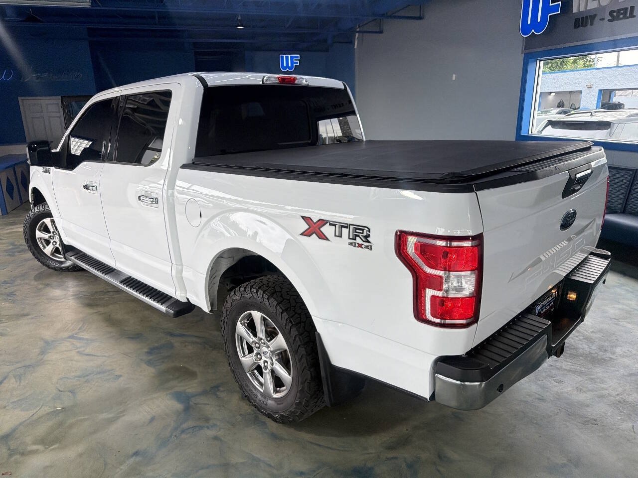 Used 2018 Ford F150 XLT w/ Equipment Group 302A Luxury AWD/4WD image 3