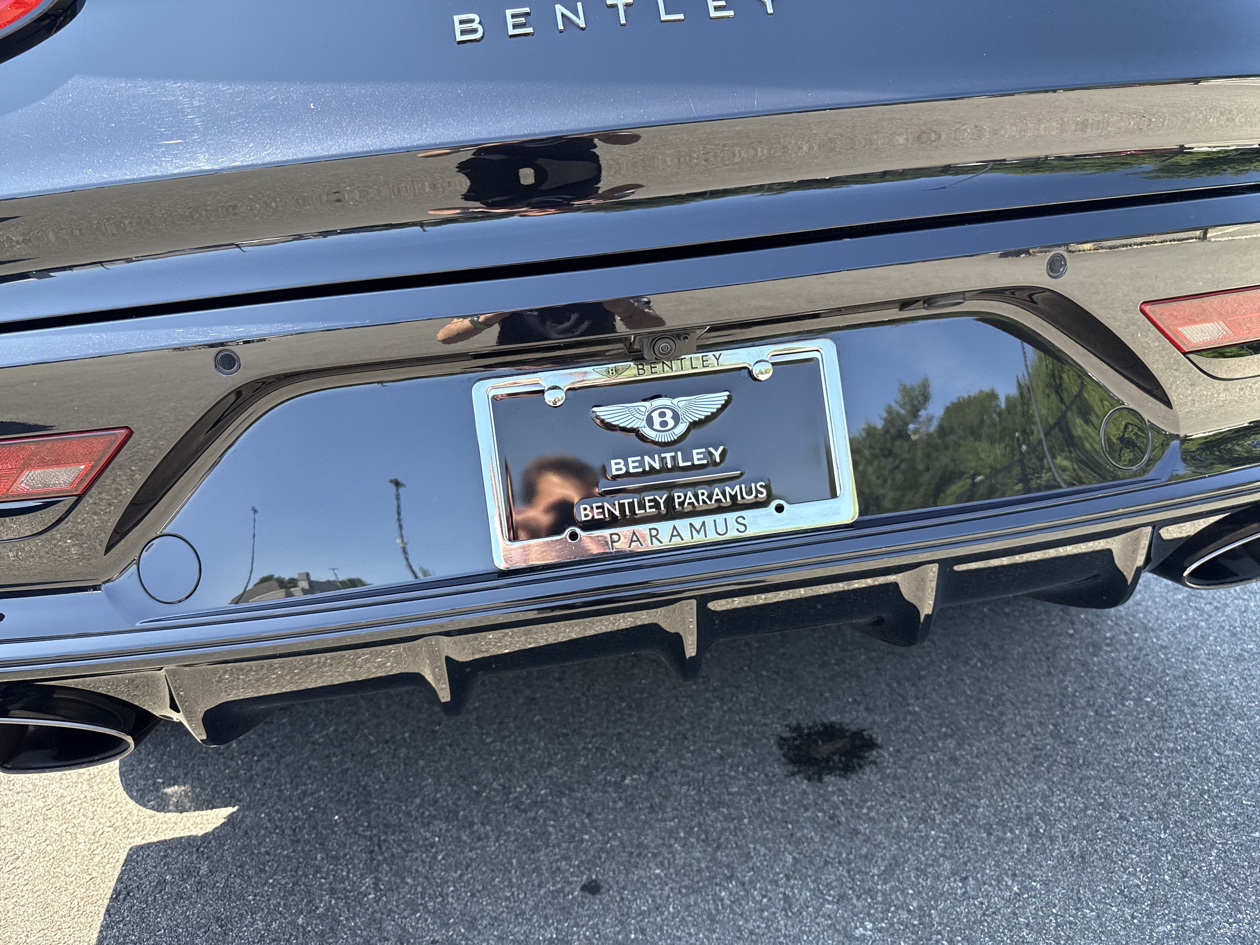 Used 2022 Bentley Bentayga AWD/4WD image 27