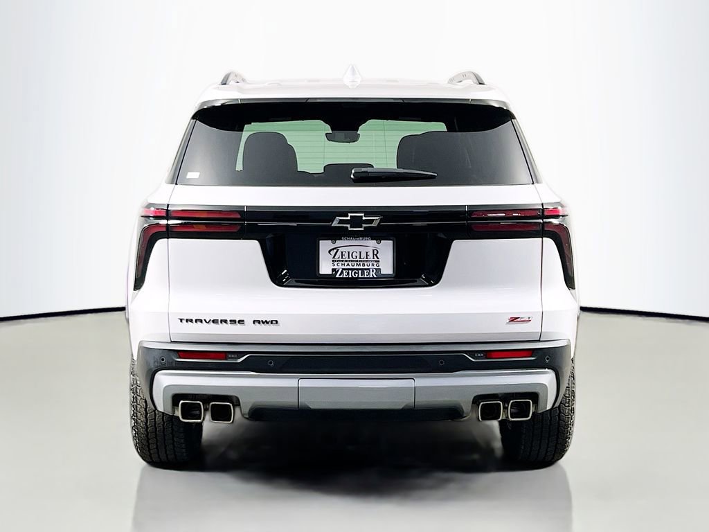 Used 2024 Chevrolet Traverse Z71 w/ Enhanced Driving Package image 6
