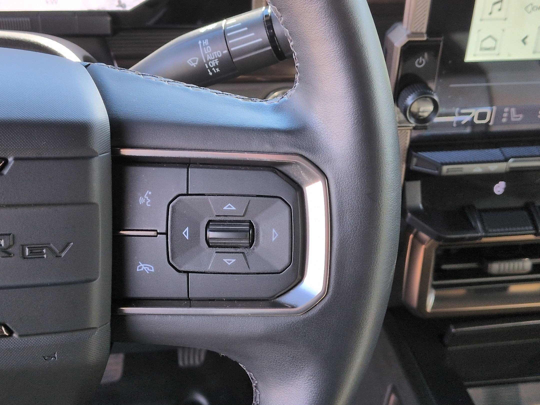 Used 2024 GMC Hummer EV 2X w/ Extreme Off-Road Package image 20