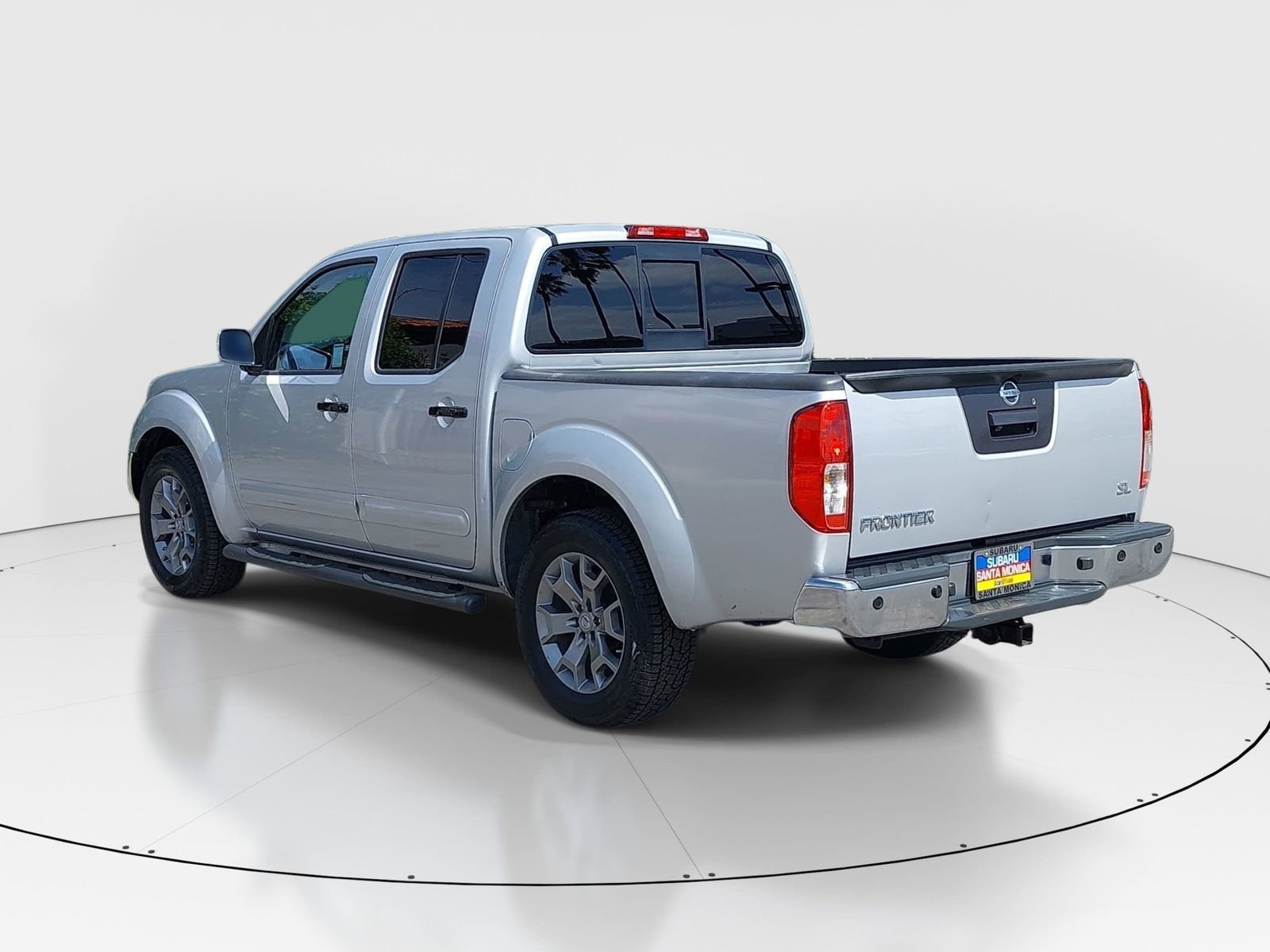 Used 2019 Nissan Frontier SL RWD image 5