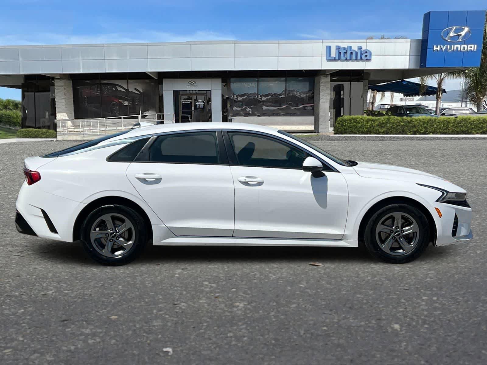 Used 2022 Kia K5 LXS FWD image 9