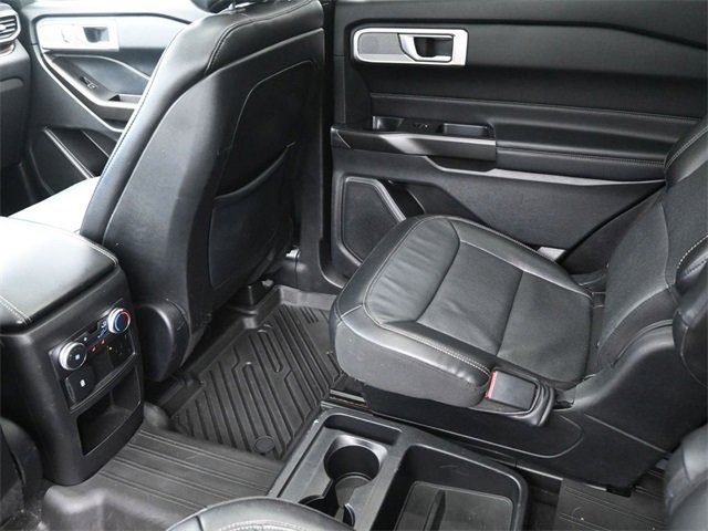 Used 2020 Ford Explorer Limited image 22